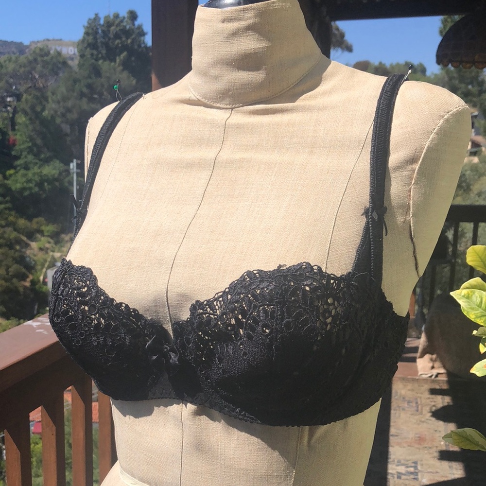 Elegant Black Lace Bra